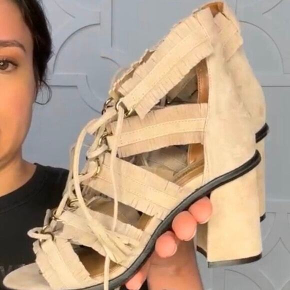 BCBGMAXAZRIA Gladiator Sandals Lace Up Tassel Suede Heels US 6.5 / Euro 36.5 New - Picture 11 of 14